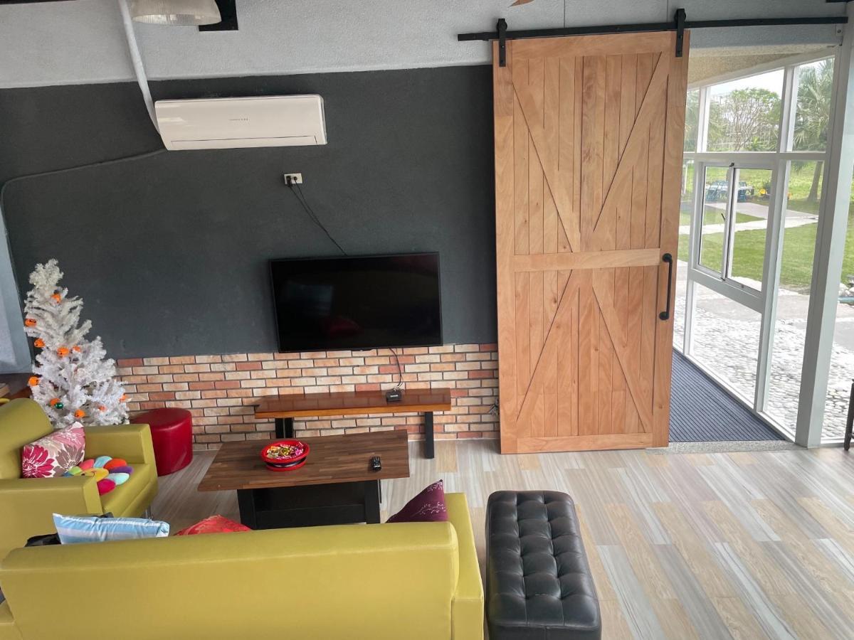 Haibian Mingren 50 Hualien City Luaran gambar